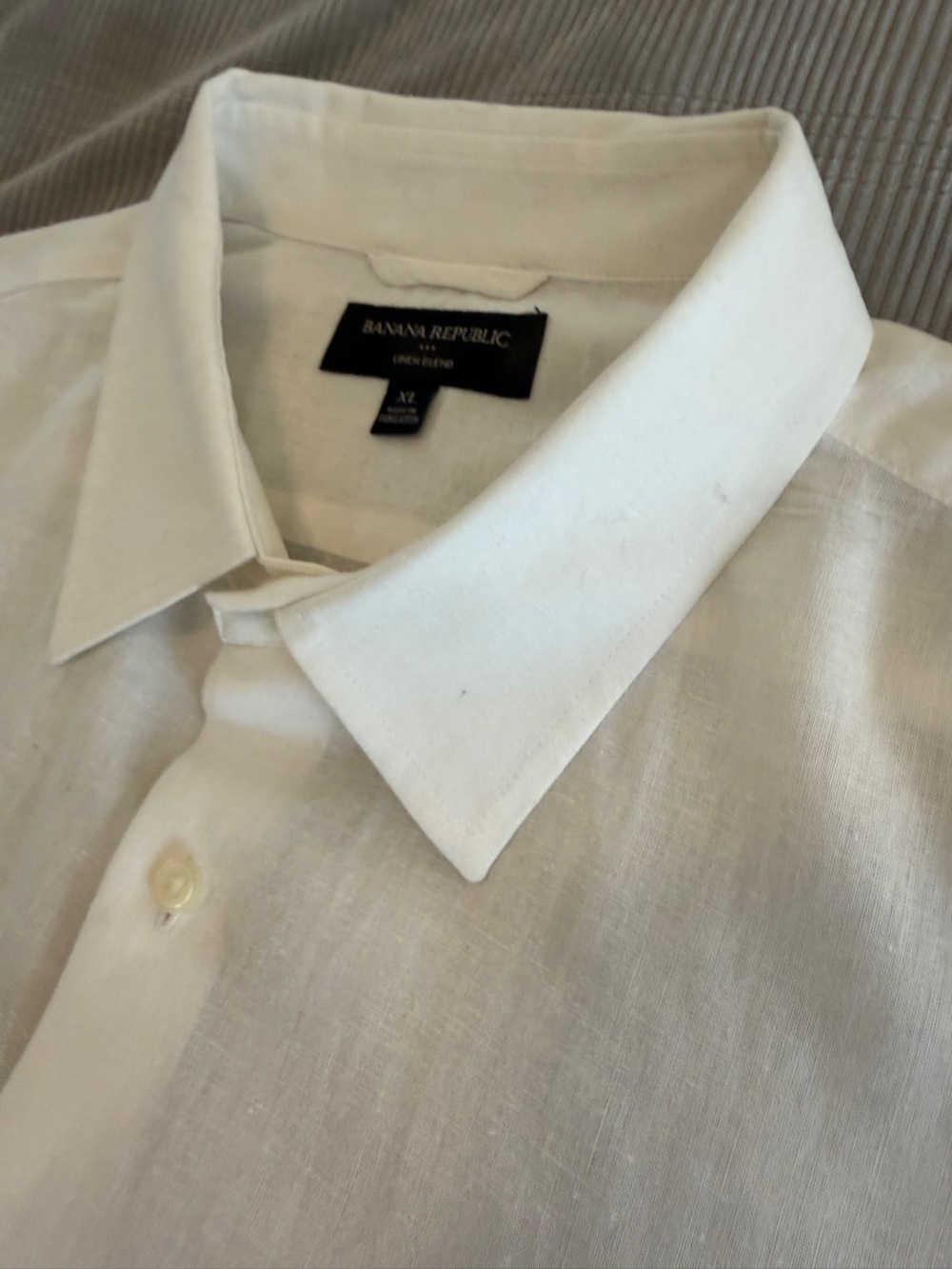 Banana Republic Men’s XL White Linen Blend Long Sleeve Shirt